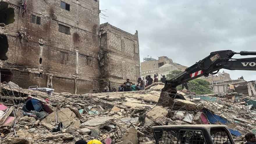 Lyari Building Collapse: Death Toll Hits 15—Karachi’s Nightmare Keeps Repeating